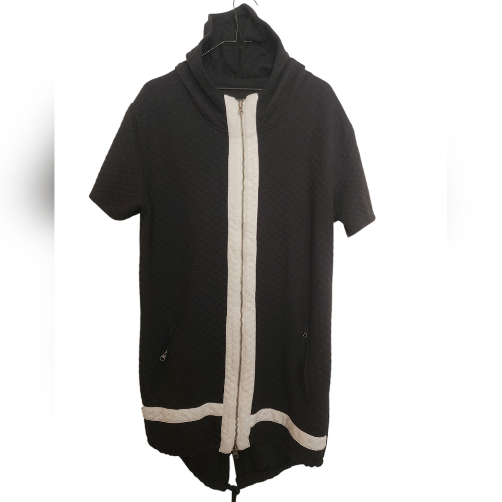 NX3Black White Music Movement Lifestyle Shortsleeve Long Tail Zip Hoodie Medium